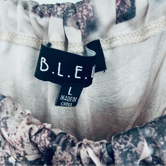 B.L.E.U. Halter Tie Sparkly Dress Ruffle Neck Size L - Picture 9 of 16